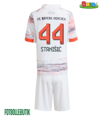 Bayern Munich Josip Stanisic #44 Bortaställ Barn 2025-26 Kortärmad (+ Korta byxor)